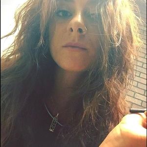 Meet your Posher, Renee